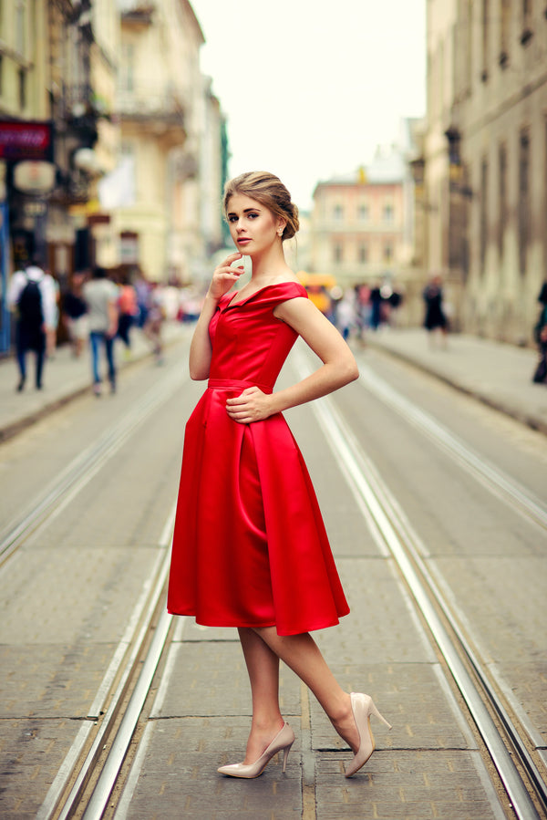 Mid-length Crimson Satin Dress